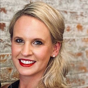 Meet your Posher, Candace